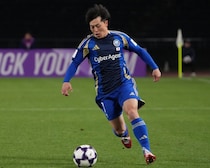 町田にアクシデント発生。開始早々に相馬勇紀が負傷交代。右足首あたりをひねったか…【ACLE】