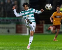 「ここ数試合はトップの状態」日本代表に朗報！不振だった28歳MFが完全復調か！海外メディアも絶賛「今季は批判されてきたが…」