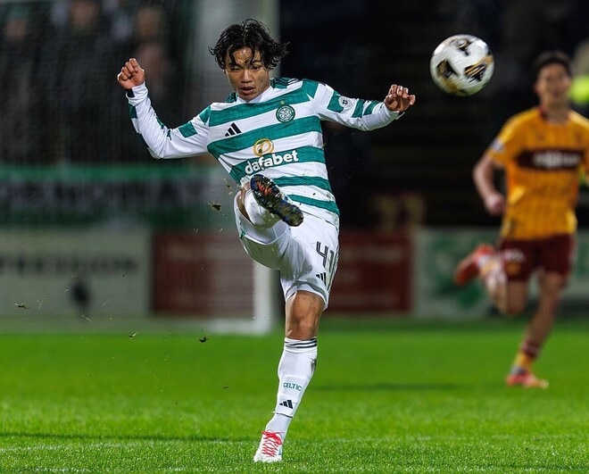 「ここ数試合はトップの状態」日本代表に朗報！不振だった28歳MFが完全復調か！海外メディアも絶賛「今季は批判されてきたが…」