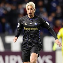 「そんなシュート打てるん!?」「やばすぎる」ズドン！ 31歳CBの衝撃ミドル炸裂！ ガンバ先制弾にSNS騒然「とんでもないゴラッソ」【ACL2】