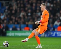 「昨日のキンスキーよりもひどいかも」「試合を台無しにした」大一番で痛恨ミスのチェルシーGKを現地ファンが非難「腹が立った」【CL】