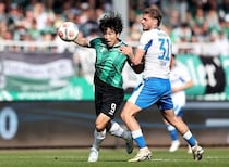 「欧州移籍は悪夢」得点０で名門を“放出”→ドイツ２部移籍の日本代表経験FW、ついに初先発も無念の前半交代「悔しい経験」