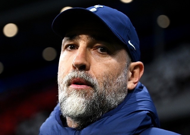 トッテナムは４戦４敗の新指揮官を即解任すべき？ 監督も務めたOBがバッサリ「彼はガソリン缶を手に持つ消防士だ。火に油を注いでいる」