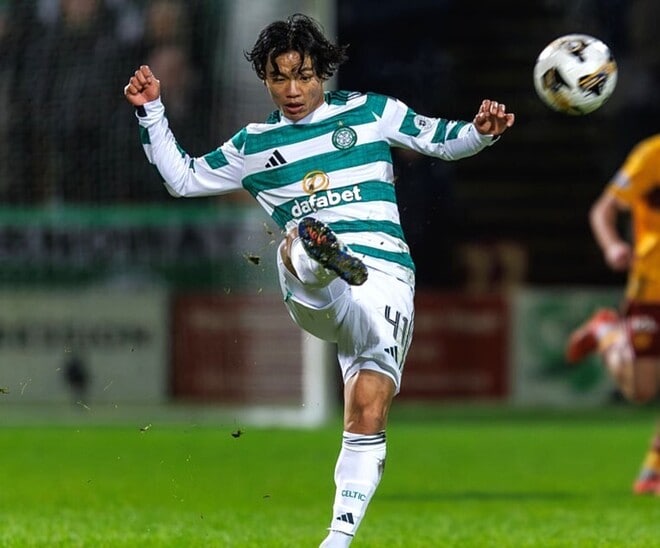 「売却候補とみられていた」批判を浴びた28歳日本代表の評価が一変、名門残留の可能性「彼の将来を救ったかもしれない」