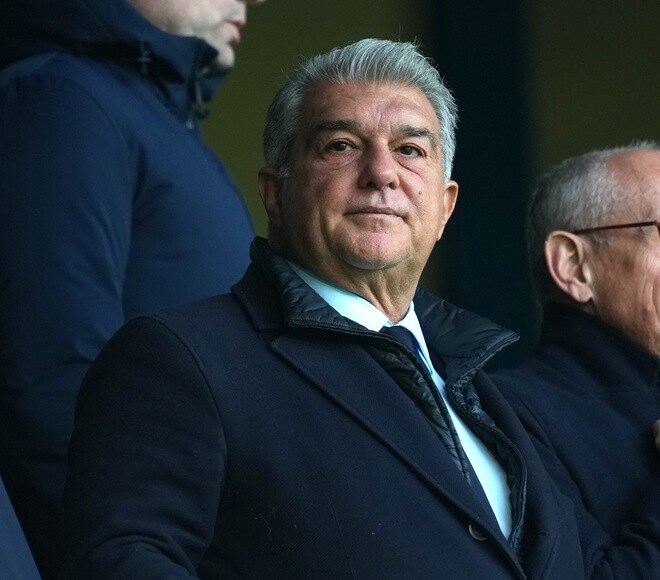 終盤戦を迎えたバルサの会長選。ソシオの心を動かすのはクラブのガバナンス能力ではなくチームの順位表「解任の恨みを抱くシャビが現職陣営を揺さぶろうとしても…」【現地発】