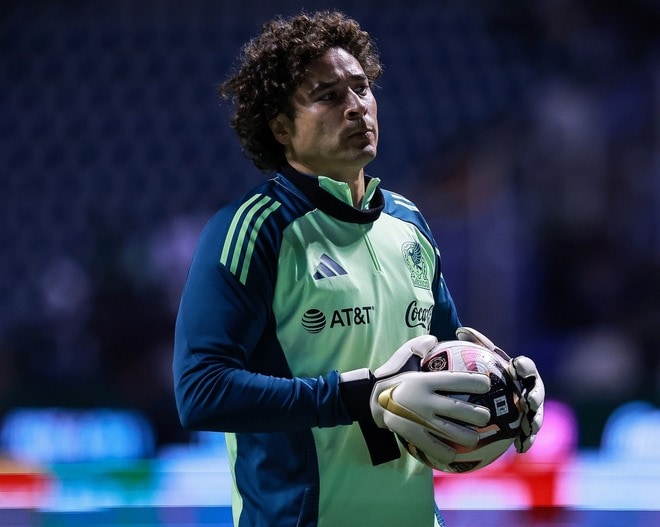 メキシコ代表GKがアキレス腱断裂の大怪我。40歳の英雄が復帰か。W杯6大会連続メンバー入りの可能性を英紙報道