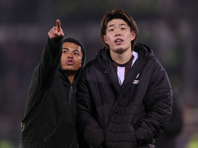 「自信を取り戻せず」「忘れたい夜となっただろう」日本代表コンビを海外サッカーメディアが辛口評価「フィジカルを活かす相手に苦戦」