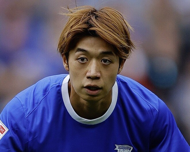 23歳日本人FWが絶妙アシスト→衝撃ゴラッソ「Oh my, Ayumu Yokoyama!」。カットインから右足一閃「えぐい」「トップで見たい」の声