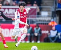 「日本史上最大級の奇跡だ」664日ぶり！日本サッカー待望の“一報”に韓国メディアが驚嘆！「W杯出場へ期待が高まる」