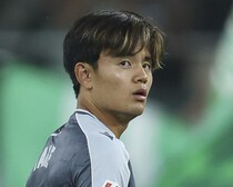 「もうすぐ戻りますよ」左足負傷で離脱中の久保建英が、復帰のタイミングに言及「監督が言うなら、やらなければいけませんね（笑）」