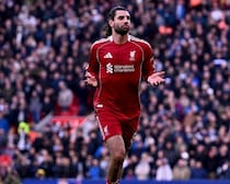 「世界最高のフリーキッカー」狙いすました一撃。リバプールMFの鮮烈弾に反響！「次元が違う」「上手すぎませんか？」