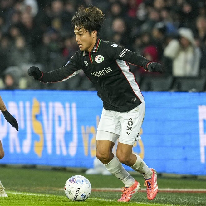W杯で日本と対戦「絶対に侮ってはいけない」。オランダで躍動する佐野航大、超絶テクに現地ファン震える「なんて選手なんだ」「PSVをいじめるな!」