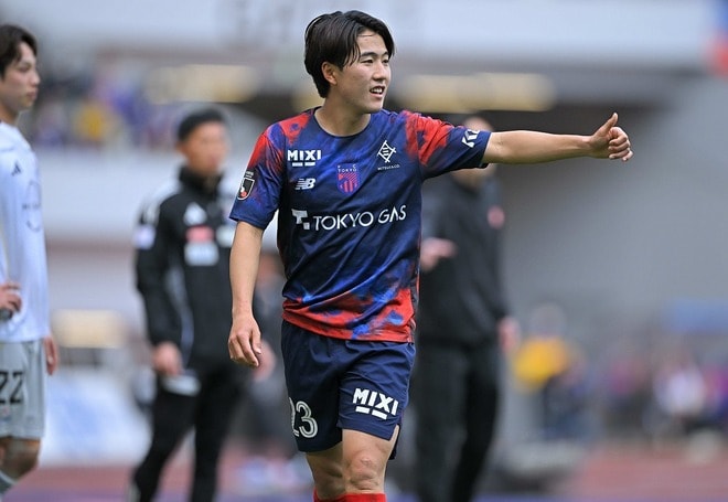 「来た。暴れてこい」19歳でフィールドプレーヤー唯一の“Jリーグ組”！ ロス五輪エース候補のA代表招集に期待の声「プレミアに見つかってしまう」「W杯へ大アピールを！」