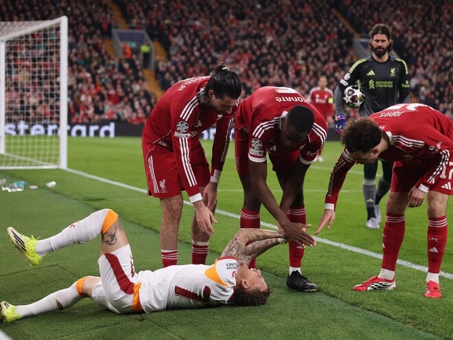 W杯で日本と戦うオランダ代表に激震！ 26歳FWの大怪我に現地騒然「どれほど深刻なのか…」「クーマンは頭を抱えている」