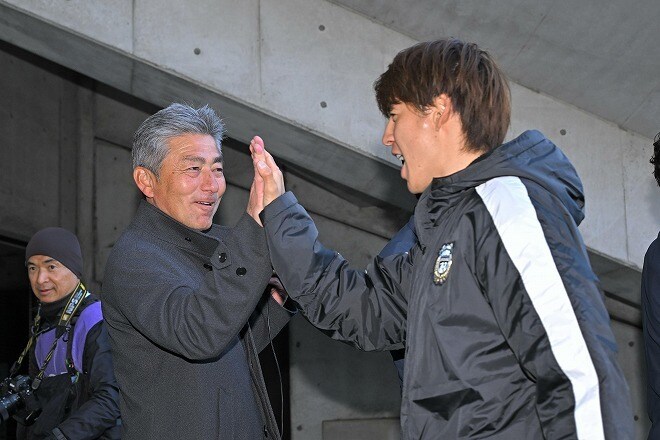 「失点をしなければ勝てる可能性が高くなる」高速カウンターや粘り強い守備。川崎が立ち返りつつある“長谷部フロンターレ”の真骨頂