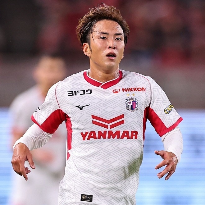 J１月間ベストセーブ、東は日本代表GK、西はなんとセレッソDF！選出理由は…「スコーピオンブロックは見たことがない！」