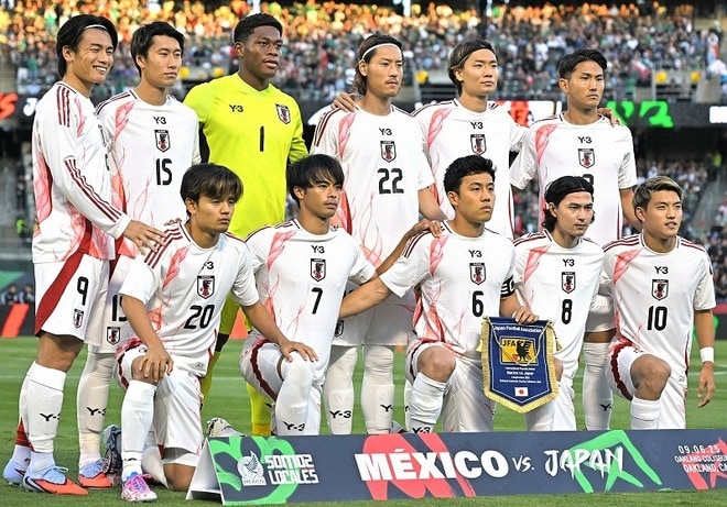 「個人的には過去一好き」「めちゃ欲しい！」日本代表の新アウェーユニが話題沸騰！「ドイツ代表に似てる」という声も