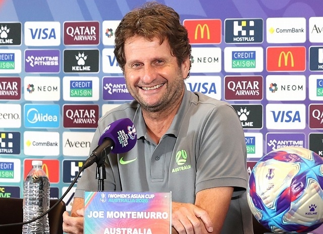 「日本は素晴らしいチームだが、弱点も確かにある」なでしこJ撃破へ――豪州指揮官の算段「優勝候補など存在しない」【女子アジア杯決勝】