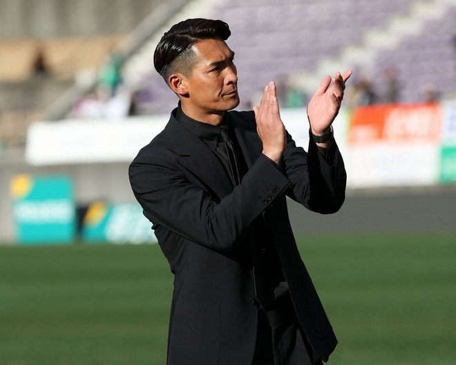 結果的に同点弾を献上。それでも藤枝の槙野監督は「オフサイドトラップを狙う我々のチャレンジ精神」に前向きなスタンス「すごく良かった」