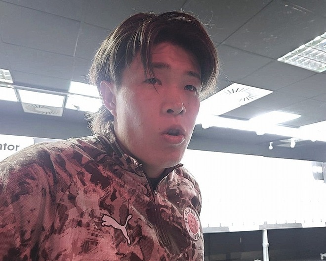 「J3でプロキャリアをスタートした気持ちを忘れず」安藤智哉が森保Jのサバイバルに挑む。そして残留争いを戦うザンクトパウリの救世主に【現地発】