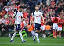 「ずっと支配していたのに」記者は激怒、ファンから怒号、スタンドは“ガラガラ”…大一番に衝撃惨敗で17位転落のイングランド名門、２部降格の危機に選手は茫然【現地発】