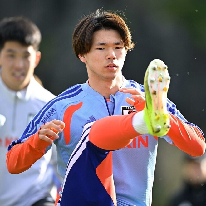 「最初からサブでW杯に出ようなんて考えていない」“サプライズ選出”の20歳日本代表FWが強気の発言 初練習は硬い表情も…漲る自信「自分ならできると思っている」【現地発】