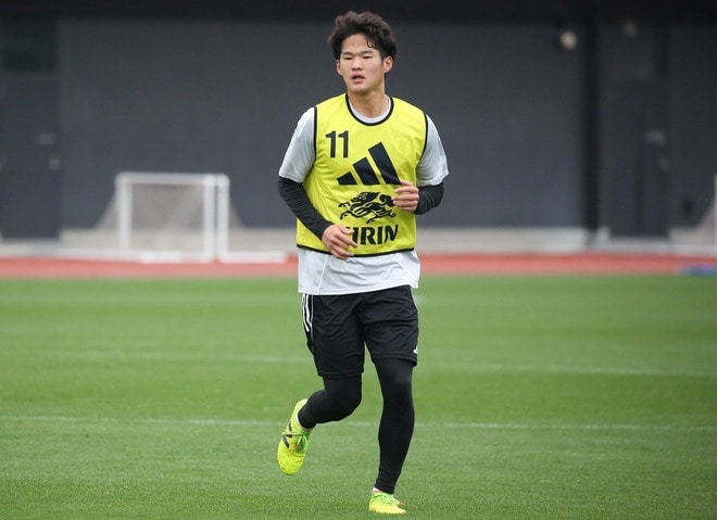 「口酸っぱく言われている」槙野監督との出会いで成長スピードが加速。大岩ジャパンの“守備職人”永野修都は韓国の地で真価を示せるか【U-21日本代表】