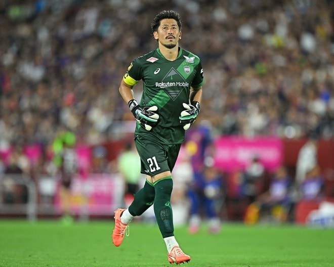 「やっぱり同い年っていいよね」元日本代表の２人をお祝い！ 神戸の37歳GKが“関西で戦うチームの88年会”開催を報告「最高の会ができました」