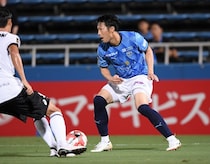 今の横浜FCに伊藤翔がいない寂しさ。37歳で現役にピリオド。“当たり前”な熟練の技が好きだった【コラム】