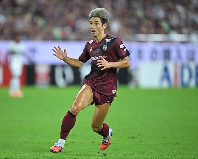 「外す方が難しかった」逆転ゴール。途中出場の大迫勇也が大仕事「落ち着いて決められて良かった」【神戸】