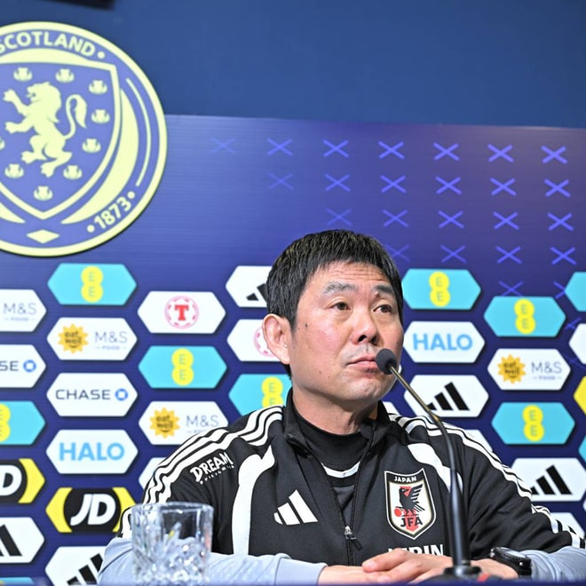 「スコットランド戦は交代枠が11人に設定されている」森保監督がシャドーの人選、三笘薫と伊東純也の特徴に言及【日本代表／現地発】