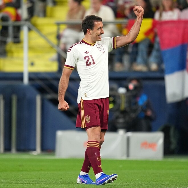 久保同僚が“完全覚醒”で大反響! 豪快ミドル弾を含む2発で5戦連発「代表の方が輝く」「決定力やばいわ」