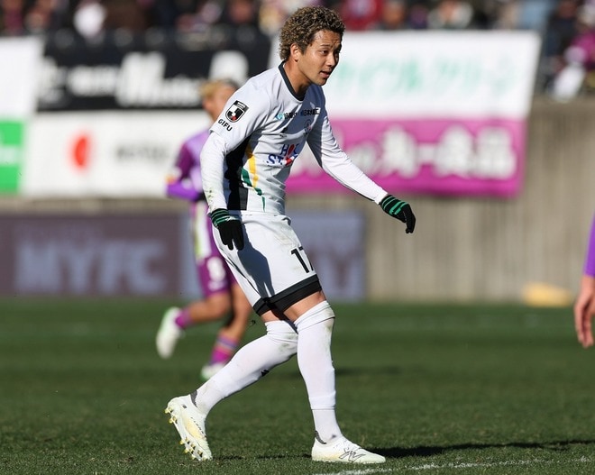 “８戦７発”と躍動！ 岐阜の24歳ストライカーはハット達成も満足せず「もっともっと点を取れる」