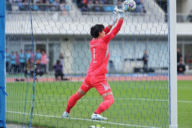 PK戦で川崎の成功は１本のみ。町田の守護神が立ちはだかる！ 完璧な読みで“神セーブ”連発