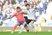 森保ジャパン、押し込むも決め切れず…田中のクロスバー直撃弾も。スコットランド戦は０－０で前半終了