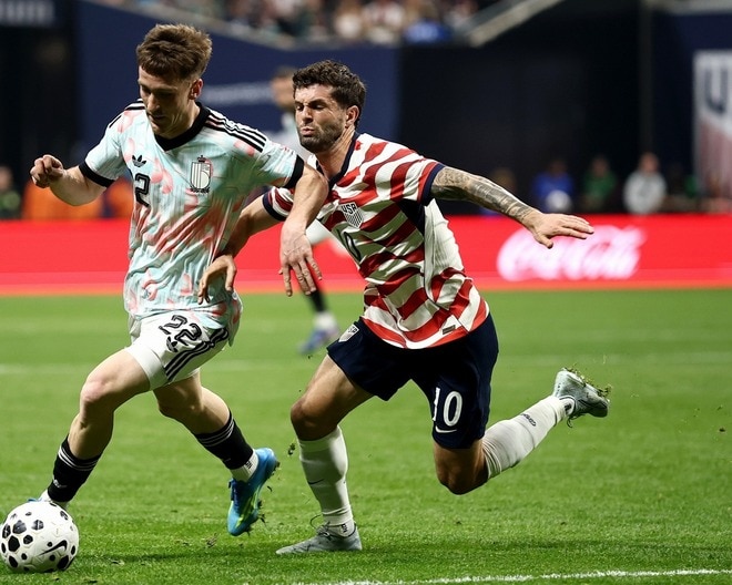 W杯開催国がまさかの大敗。「意のままにアメリカを罰し続けた」ベルギー相手に５失点。「守備の欠陥を再び露呈」と現地報道