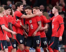 ８人離脱のイングランド、日本戦のスタメンは？ 英紙が予想「トップ下はロジャーズとベリンガムが先発の座を争い…」