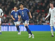 三笘薫がイングランド相手に先制ゴール！ ワンチャンスをものにして右足のダイレクト弾！ 聖地ウェンブリーが静まり返る