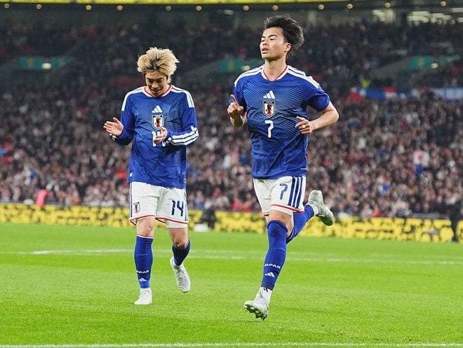 やはり別格だった日本の７番　イングランド撃破の決勝弾後に２選手を称賛「なかなかない」「参考になった」