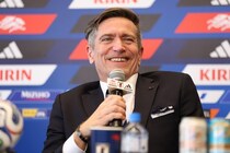 なでしこJに衝撃…ニルス・ニールセン監督が電撃退任。“29得点・１失点”圧倒的強さで女子アジア杯制覇に導いた名将