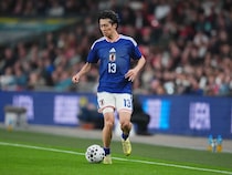 「彼を解放しろ」昨夏に２部脱出が叶わず…イングランド戦で躍動した中村敬斗に海外記者が言及！「欧州カップ戦でプレーするに値する」