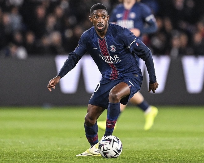 「覚醒してるな」左足で鮮烈ボレー！ パリSGのフランス代表FWが決めたゴラッソに脚光「えげつないシュート」「理不尽すぎる」