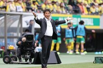 「本当に情けない前半」「応援に来てくれたサポーターに失礼」城福浩監督の厳しい言葉と２度の決定機逸で顔を覆った山見大登。それでも“オリ10対決”で東京Vが示した可能性