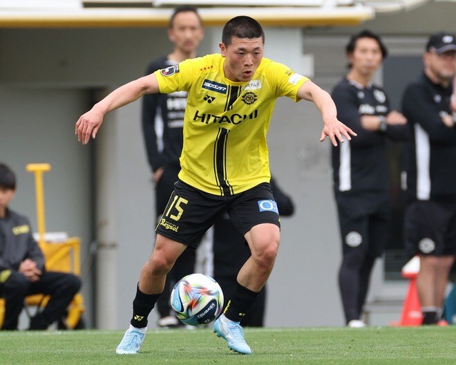横浜FMに３発快勝の柏。23歳FWは移籍後初ゴールをマークも満足せず「アタッカーとしては物足りない」