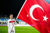 【北中米W杯出場国紹介｜第29回：トルコ】同国史上最強と言っていいメンバー。ギュレル＆ユルドゥズは世界に誇る自慢の両翼だ