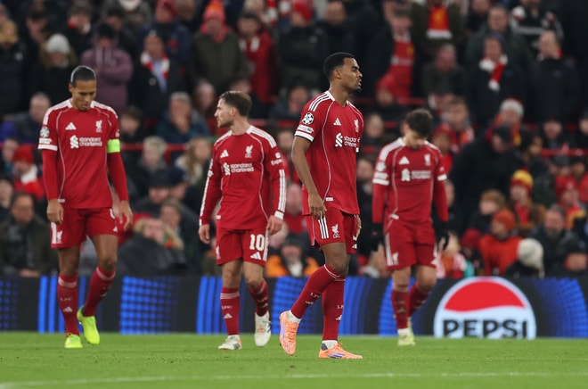 「完全に崩壊している」パリSGに“惨敗”のリバプール、英雄ジェラードが守備陣を批判「４人で囲んでいたのに…」【CL準々決勝】