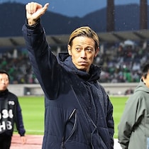 「まさかのニュース！」「びっくりした」日本サッカー界に飛び込んできた“新天地決定”にファン衝撃「エイプリルフールかと思った」