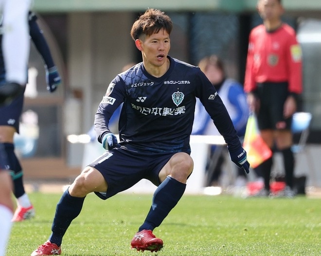 ６連敗→３連勝のアビスパ。長崎戦で決勝弾の見木友哉が誓う「ここから上にどんどん行きたい」