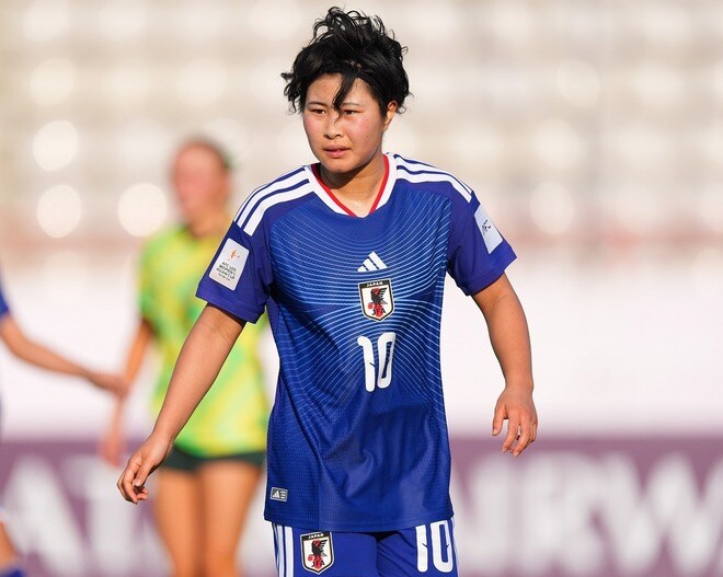 ヤンなで10番のゴラッソ「半端ないって」。GKも見送るしかない“理不尽ミドル弾”に反響「素晴らしい」「お見事です」【U-20女子アジア杯】