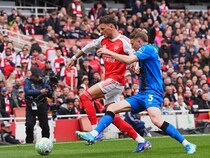 プレミア首位アーセナルが９試合ぶりの黒星。ヨケレスのPK弾で一時同点も、ボーンマスに１－２敗戦。次節は２位マンCとの直接対決